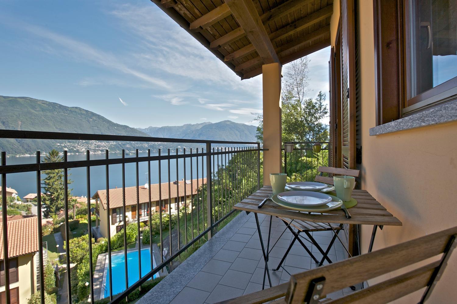 Pino Lago Maggiore Residenz La Fonte Studios מראה חיצוני תמונה