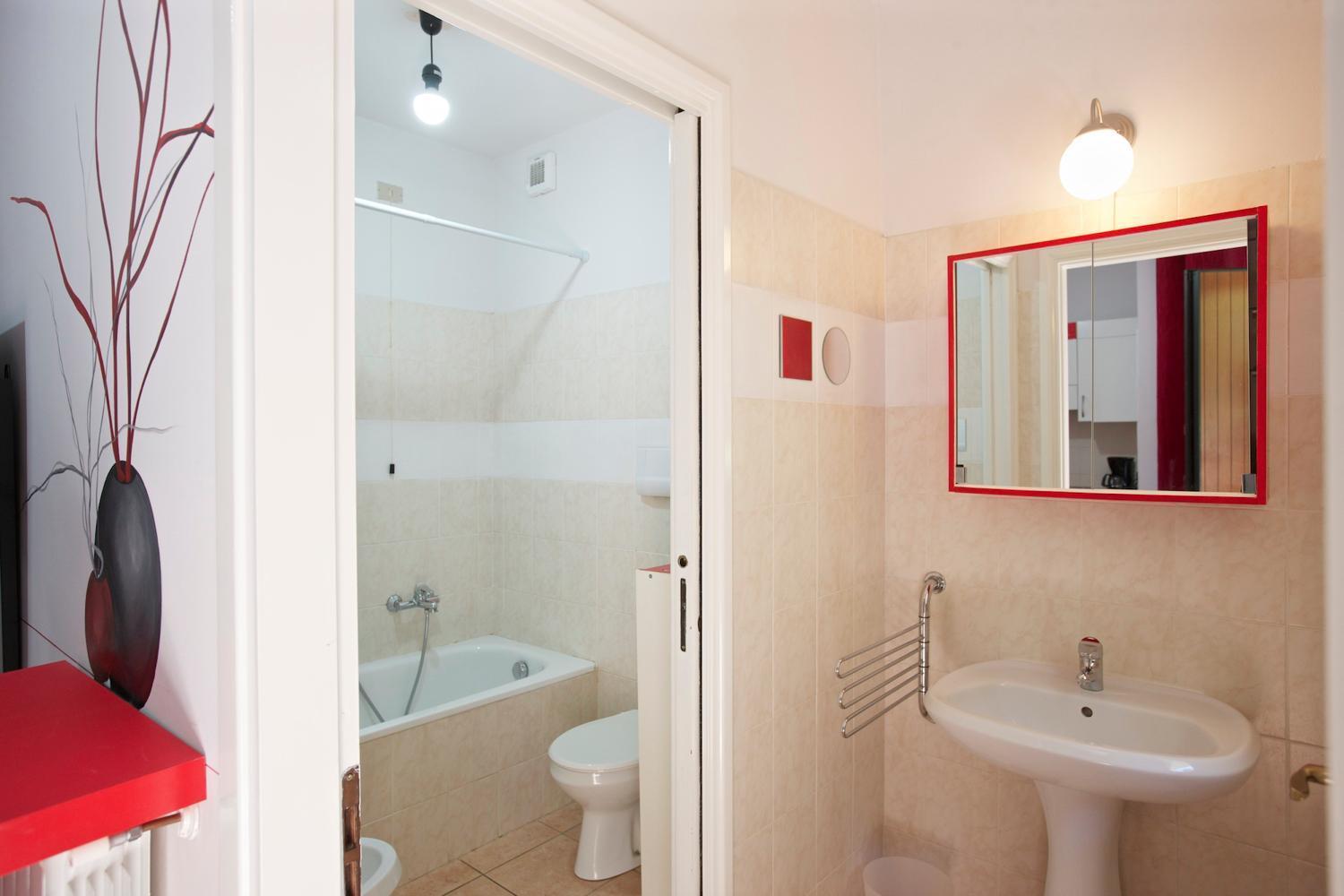 Pino Lago Maggiore Residenz La Fonte Studios מראה חיצוני תמונה