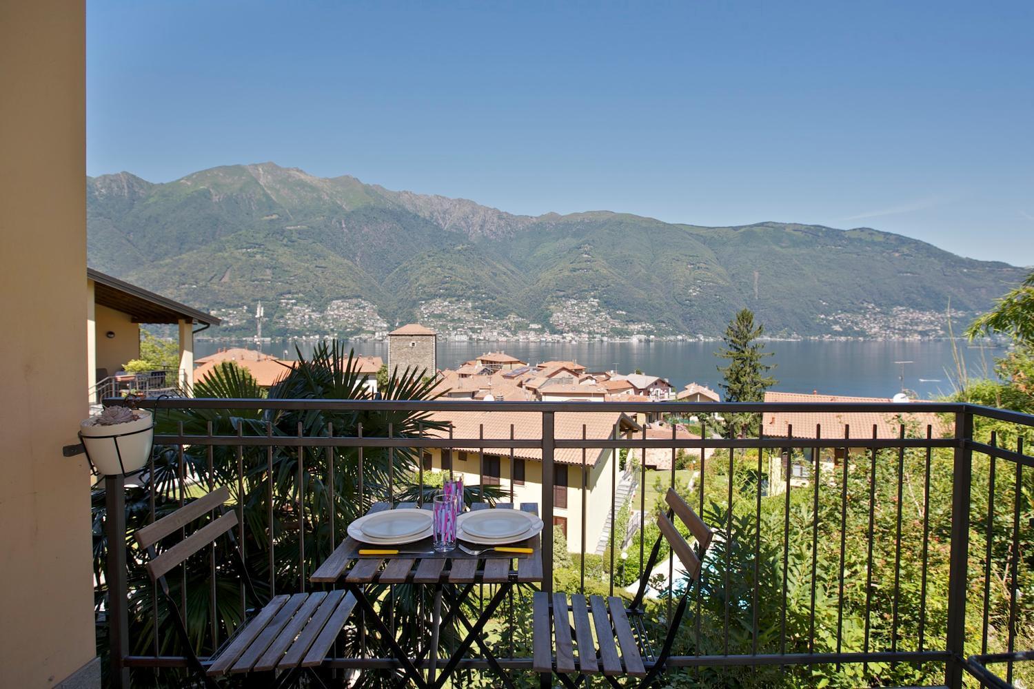 Pino Lago Maggiore Residenz La Fonte Studios מראה חיצוני תמונה